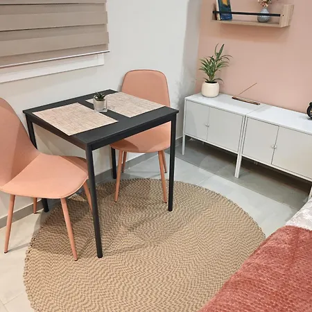 Elizabeth's Cosy House شقة فولوس